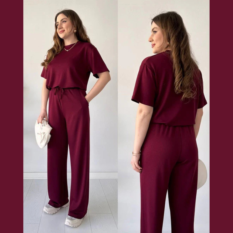Round Neck Style Short Sleeve 2-Pcs Summer Tracksuit For Her CWTS-02