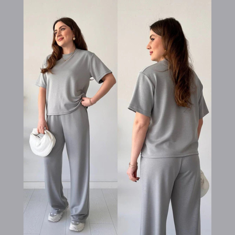 Round Neck Style Short Sleeve 2-Pcs Summer Tracksuit For Her CWTS-02
