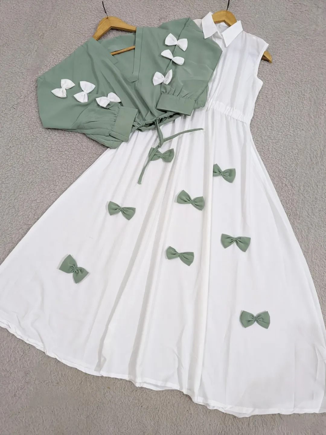 Classic Wine Bow Embellished Maxi 2-Piece